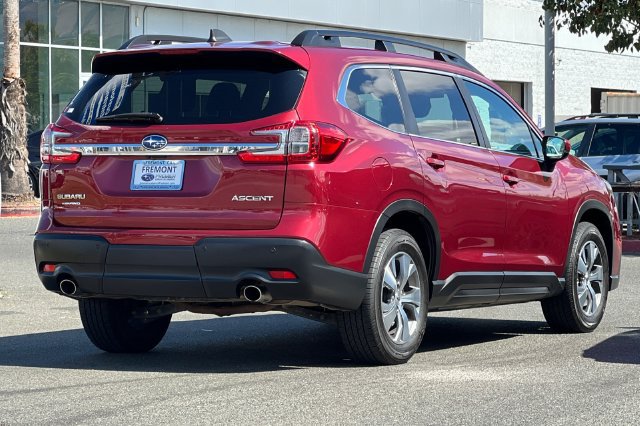 Used 2024 Subaru Ascent Premium w/ Convenience Package AWD/4WD image 4