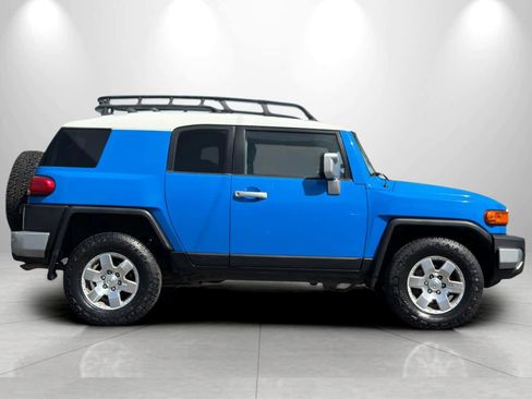 Used 2007 Toyota FJ Cruiser 4WD image 8