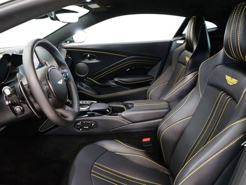 Used 2023 Aston Martin V8 Vantage Coupe image 23