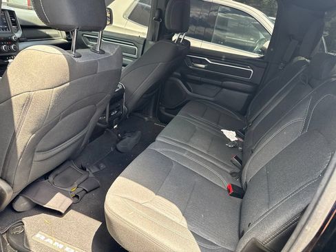 Used 2019 RAM 1500 Big Horn AWD/4WD image 4
