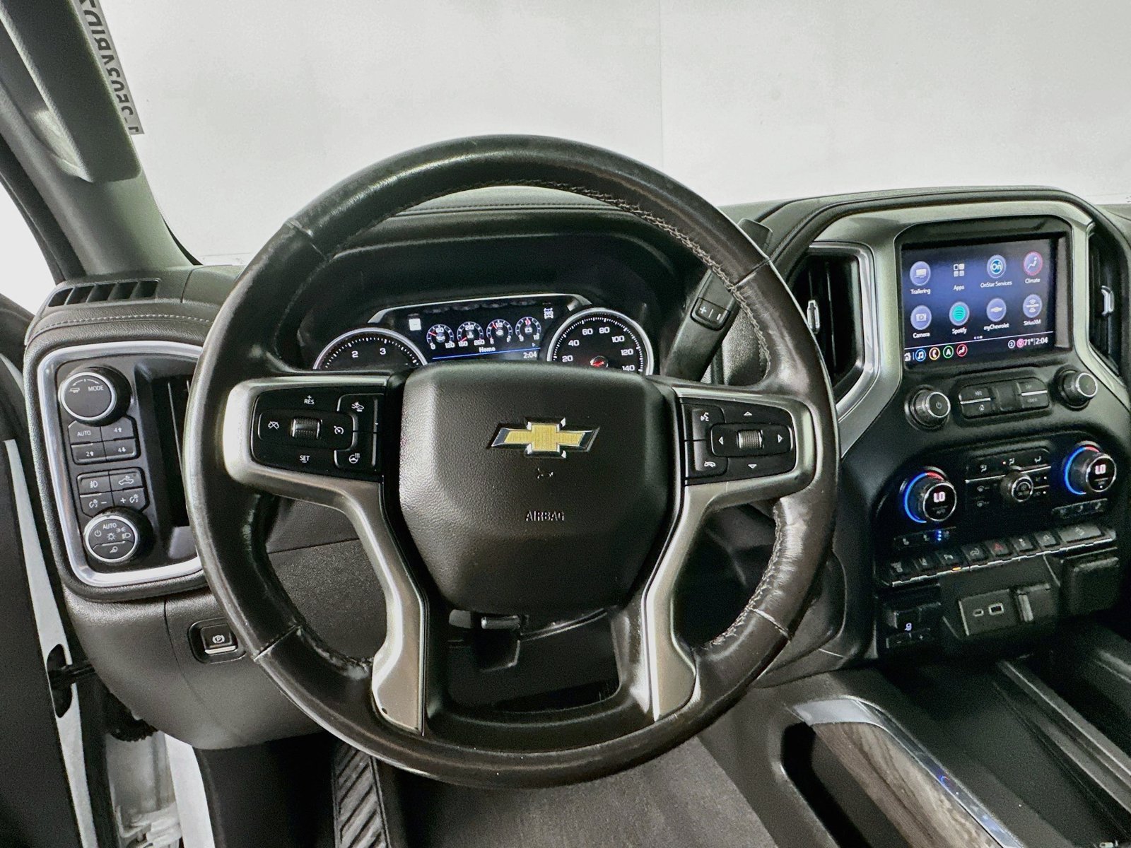 Used 2020 Chevrolet Silverado 3500 LTZ w/ LTZ Premium Package AWD/4WD image 11