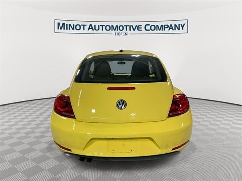 Used 2014 Volkswagen Beetle 1.8T image 7