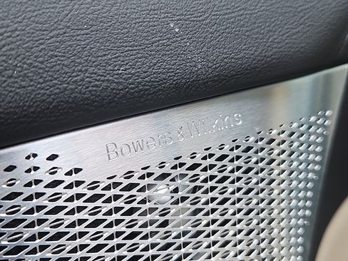 Used 2025 Volvo EX90 Ultra image 12