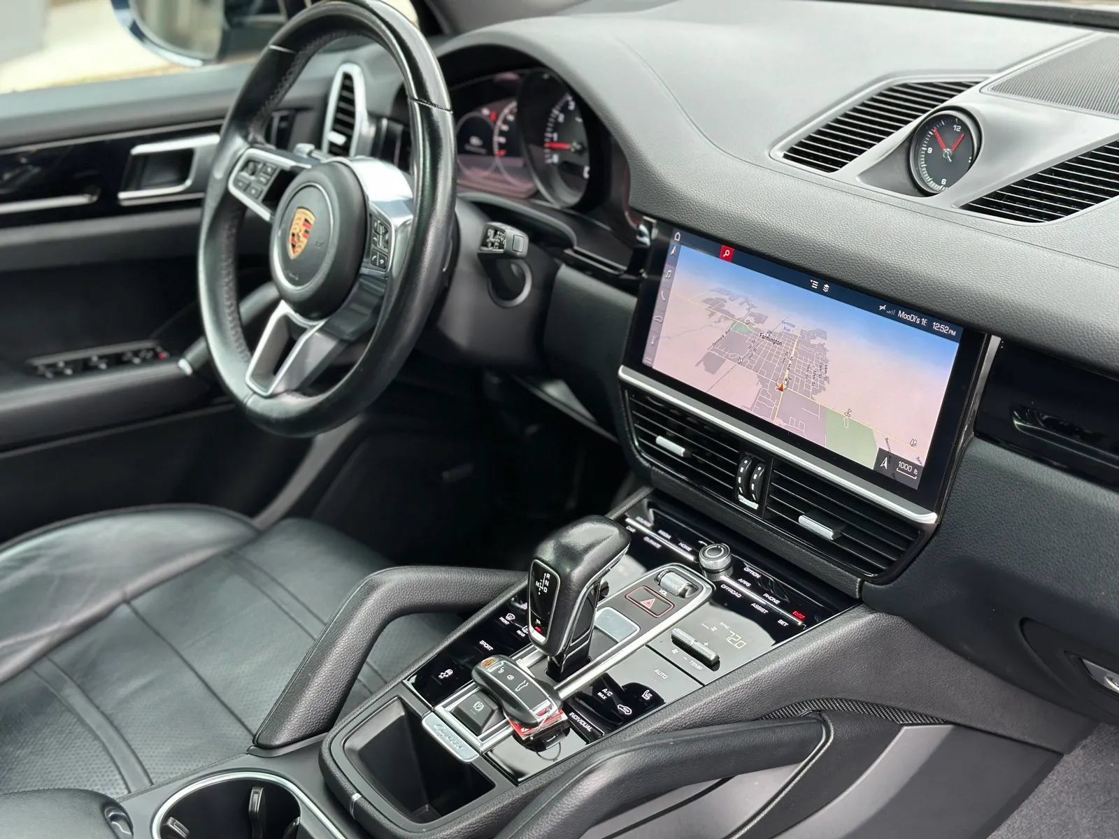 Used 2019 Porsche Cayenne AWD/4WD image 26