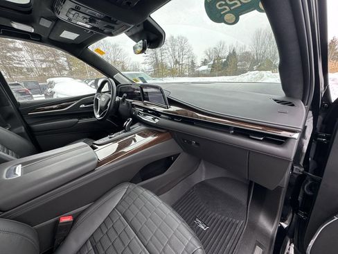 Used 2022 Cadillac Escalade Sport Platinum w/ LPO, ONYX Package image 30