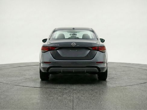 Used 2025 Nissan Sentra SV image 7