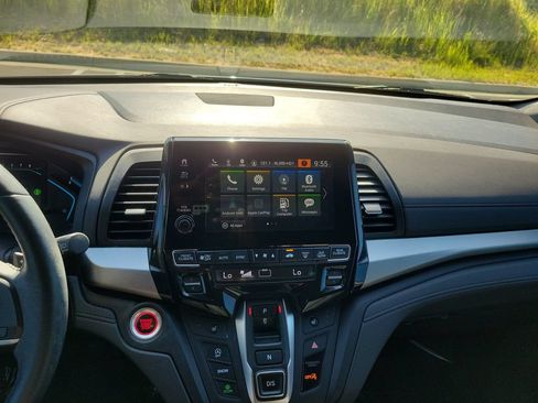 Used 2024 Honda Odyssey EX-L image 19