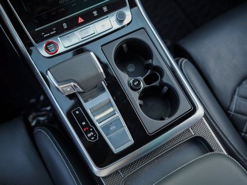 Used 2023 Audi SQ8 Prestige AWD/4WD image 31