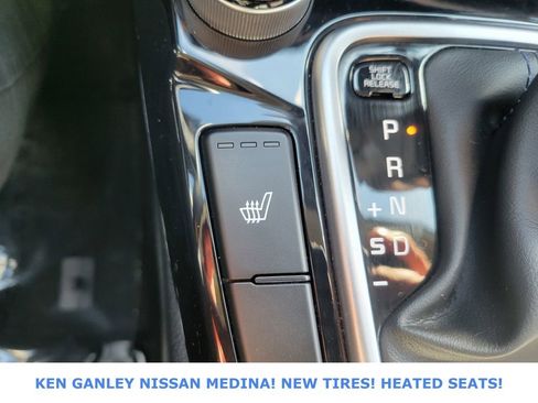 Used 2023 Kia Seltos S image 32