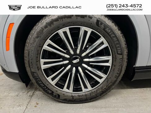 New 2026 Cadillac Escalade IQ Sport 1 w/ LPO, Floor Liner Package image 15