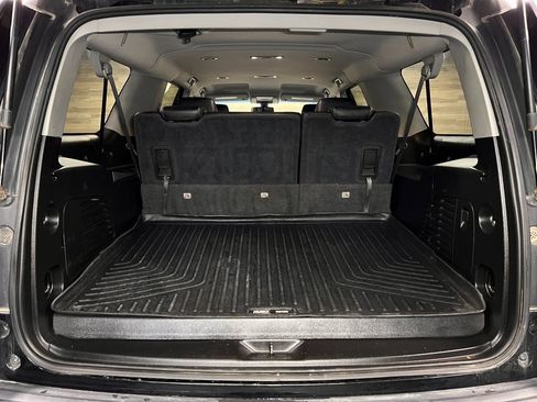 Used 2019 Chevrolet Suburban LS image 26