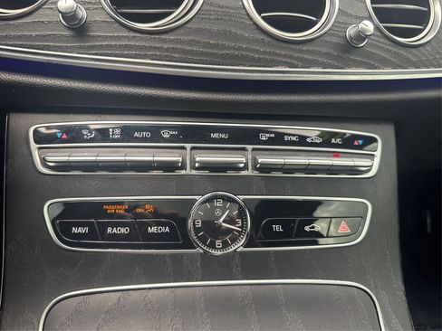 Used 2019 Mercedes-Benz E 450 4MATIC Sedan image 29