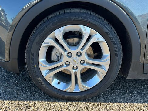 Used 2021 Chevrolet Bolt LT image 10