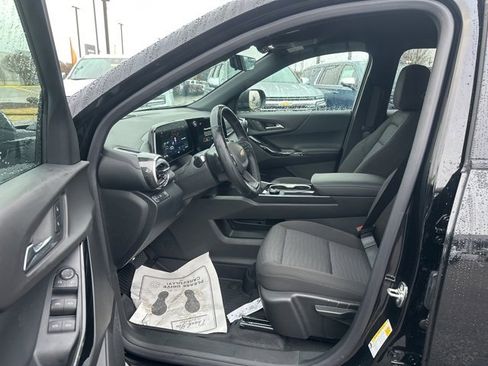 New 2026 Chevrolet Equinox LT image 16