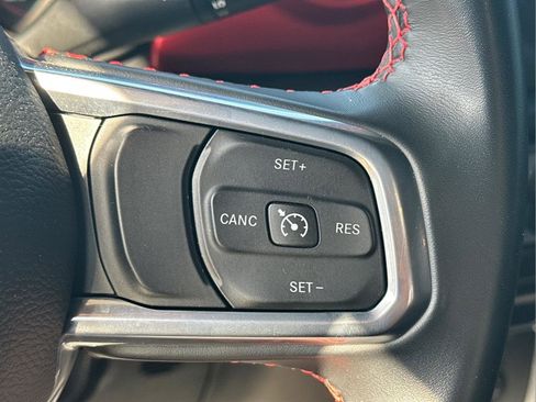 Used 2021 Jeep Gladiator Rubicon AWD/4WD image 23