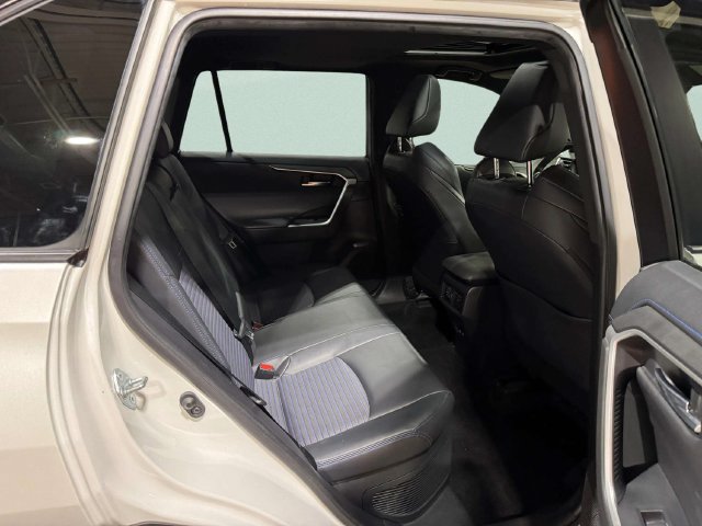 Used 2020 Toyota RAV4 XSE w/ XSE Grade Weather Package AWD/4WD image 27