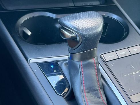 Used 2019 Lexus UX 200 F Sport w/ F Sport Premium Package FWD image 23