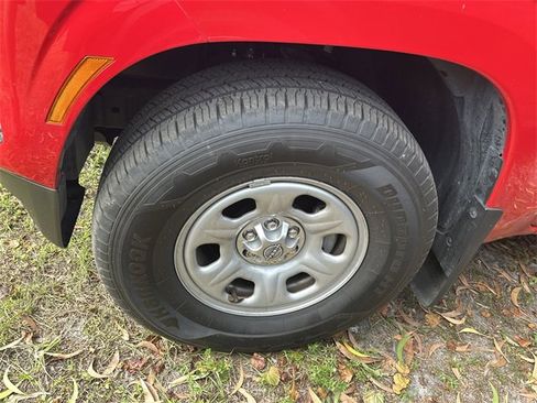 Certified 2025 Nissan Frontier S w/ S Utility Package image 4