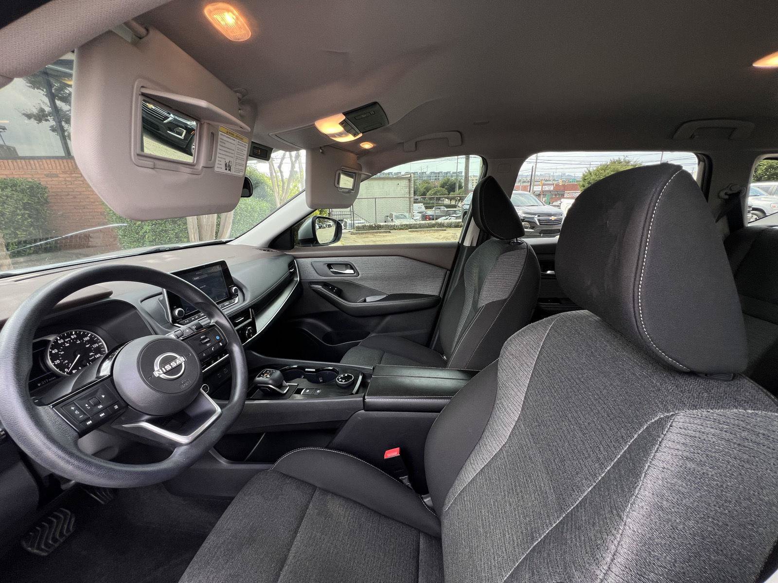 Used 2023 Nissan Rogue SV AWD/4WD image 12