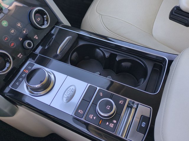 Used 2019 Land Rover Range Rover HSE AWD/4WD image 12