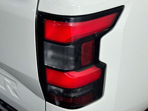 Used 2023 Nissan Frontier S w/ Technology Package AWD/4WD image 32
