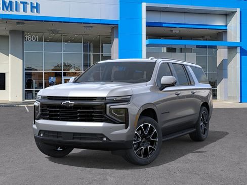 New 2026 Chevrolet Suburban RST w/ Comfort Package AWD/4WD image 30