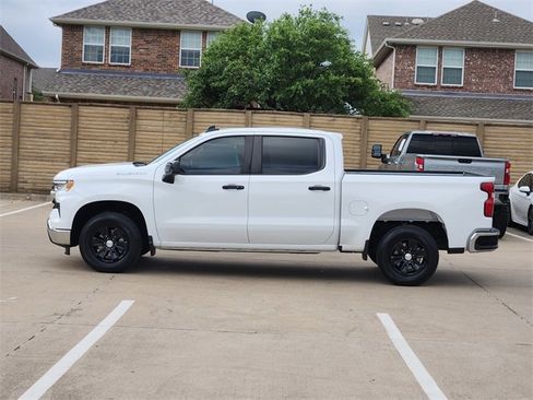 Used 2024 Chevrolet Silverado 1500 LT RWD image 13