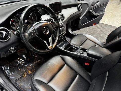 Used 2015 Mercedes-Benz GLA 250 image 32