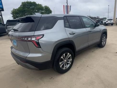 Certified 2025 Chevrolet Equinox LT image 8