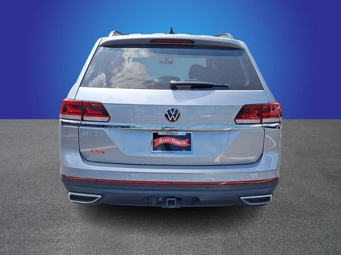 Used 2022 Volkswagen Atlas SE w/ Black Wheel Package FWD image 5