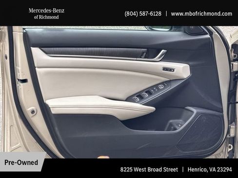 Used 2020 Honda Accord Touring image 12