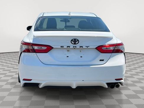 Used 2019 Toyota Camry SE FWD image 7