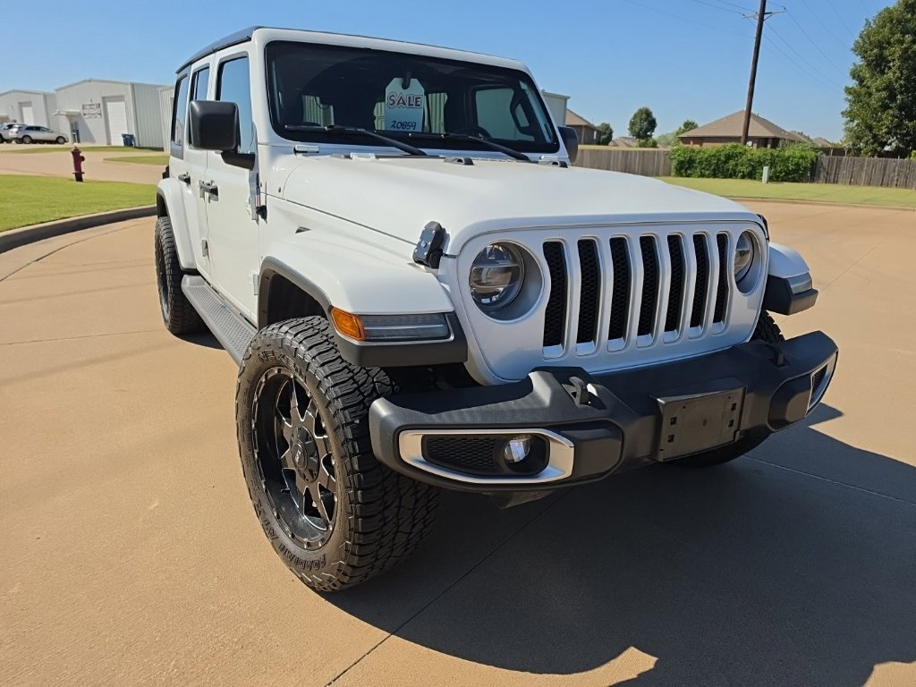 Used 2018 Jeep Wrangler Unlimited Sahara AWD/4WD image 14