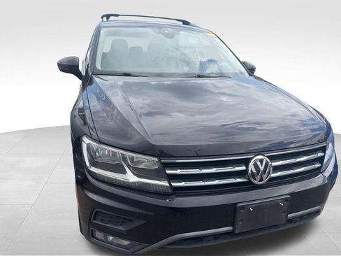 Used 2021 Volkswagen Tiguan SEL FWD image 16