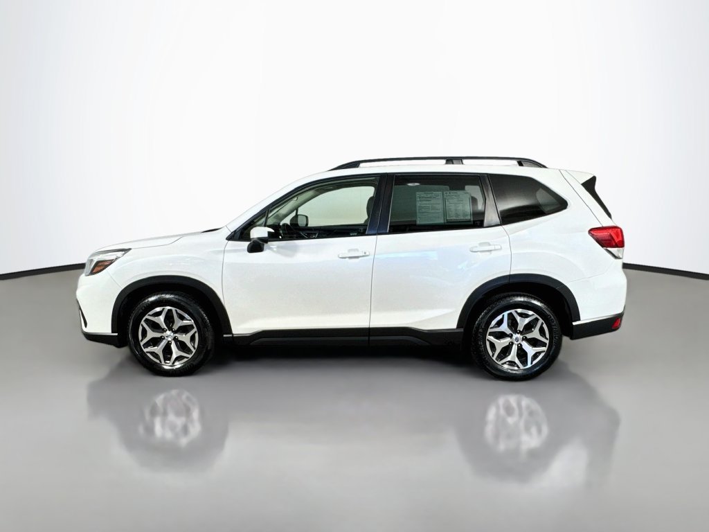 Used 2021 Subaru Forester Premium AWD/4WD image 5