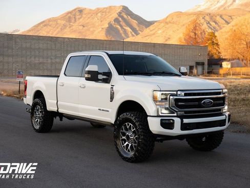 Used 2022 Ford F350 Lariat w/ Lariat Ultimate Package image 2