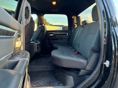 Used 2024 RAM 2500 Big Horn w/ Safety Group AWD/4WD image 19