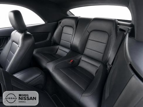 Used 2020 Ford Mustang Premium RWD image 10