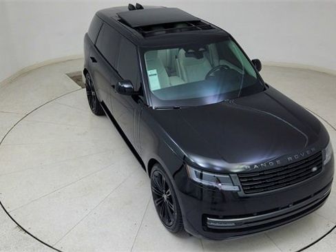 Used 2024 Land Rover Range Rover Long Wheelbase SE image 82