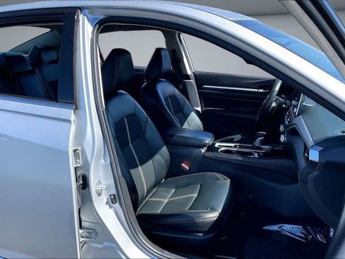 Certified 2024 Nissan Altima 2.5 SR image 27