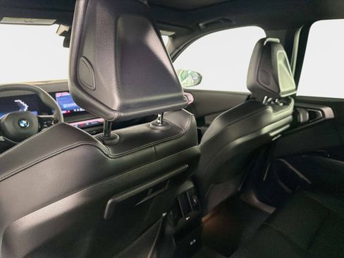 Used 2026 BMW X3 xDrive30 w/ Premium Package image 33