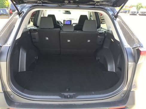 Used 2024 Toyota RAV4 LE AWD/4WD image 32