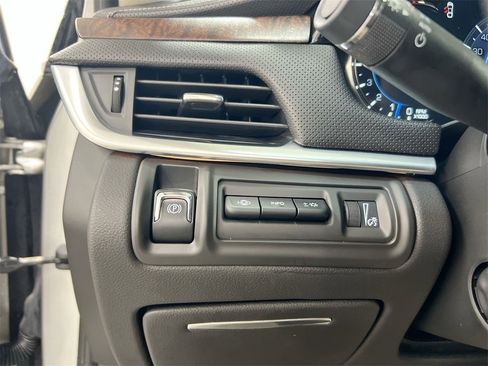 Used 2019 Cadillac XTS Premium Luxury image 18