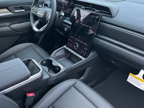 New 2026 GMC Terrain Elevation w/ Elevation Premium Package image 17