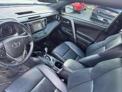 Used 2016 Toyota RAV4 SE AWD/4WD image 10