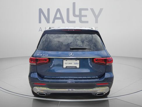 Used 2021 Mercedes-Benz GLB 250 image 4