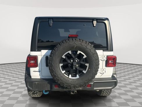Used 2024 Jeep Wrangler Unlimited Rubicon 4xe AWD/4WD image 4