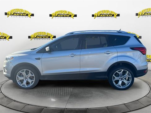 Used 2019 Ford Escape Titanium image 2