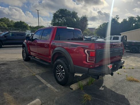 Used 2019 Ford F150 Raptor w/ Equipment Group 802A Luxury AWD/4WD image 8