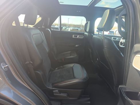 Certified 2023 Ford Explorer ST-Line w/ Class IV Trailer Tow Package image 36